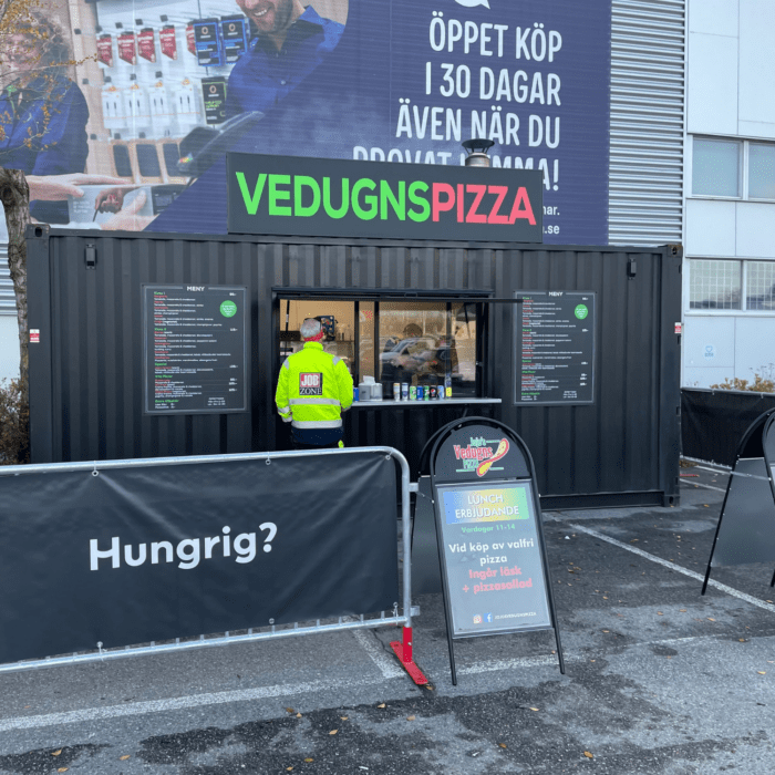 Pizzeria i en 20 fot container